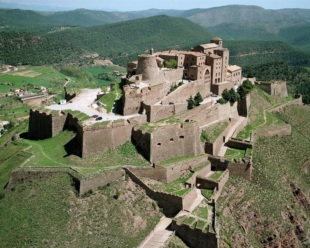 Parador de Cardona Exterior foto